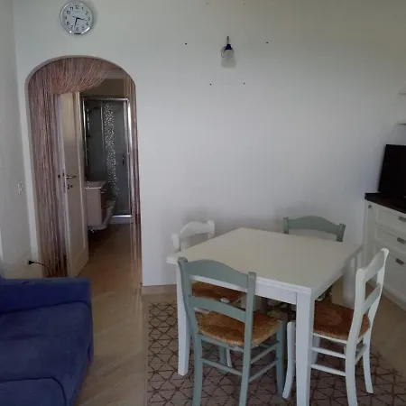 Greta * 卡斯特尔萨多