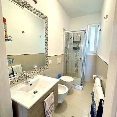 Greta 卡斯特尔萨多